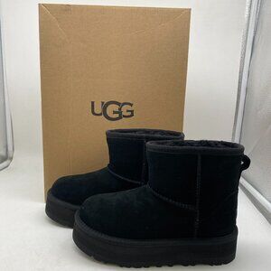 UGG Classic Mini Platform Kids Boots #1143700K Black US Size 13 & 1